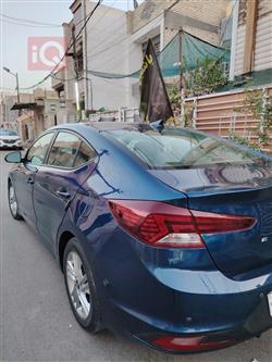 هیوندای ئەلەنترا